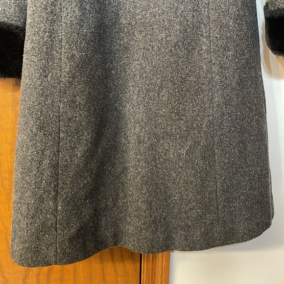 ROTHSCHILD UEC Girls Size 8 Gray Coat with Black Trim Hood Button Dressy Formal - Picture 10 of 11